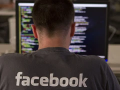 Facebook-T-Shirt