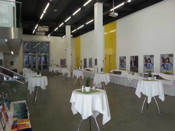 ECIR 2015: Das Foyer wartet auf die Teilnehmer
